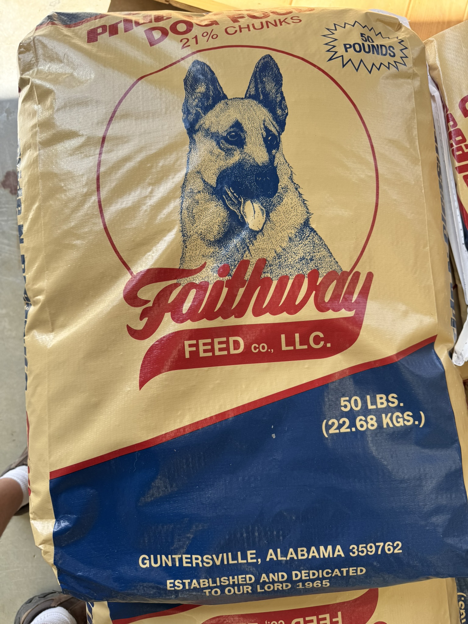 Pride N' Joy 21% Chunks Dog Food